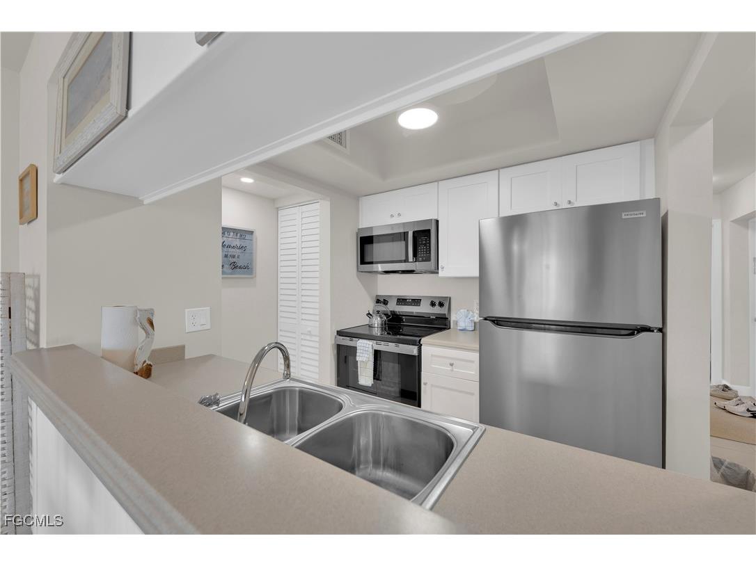 200 Lenell Road #218 Fort Myers Beach FL 33931 2025019744 image4