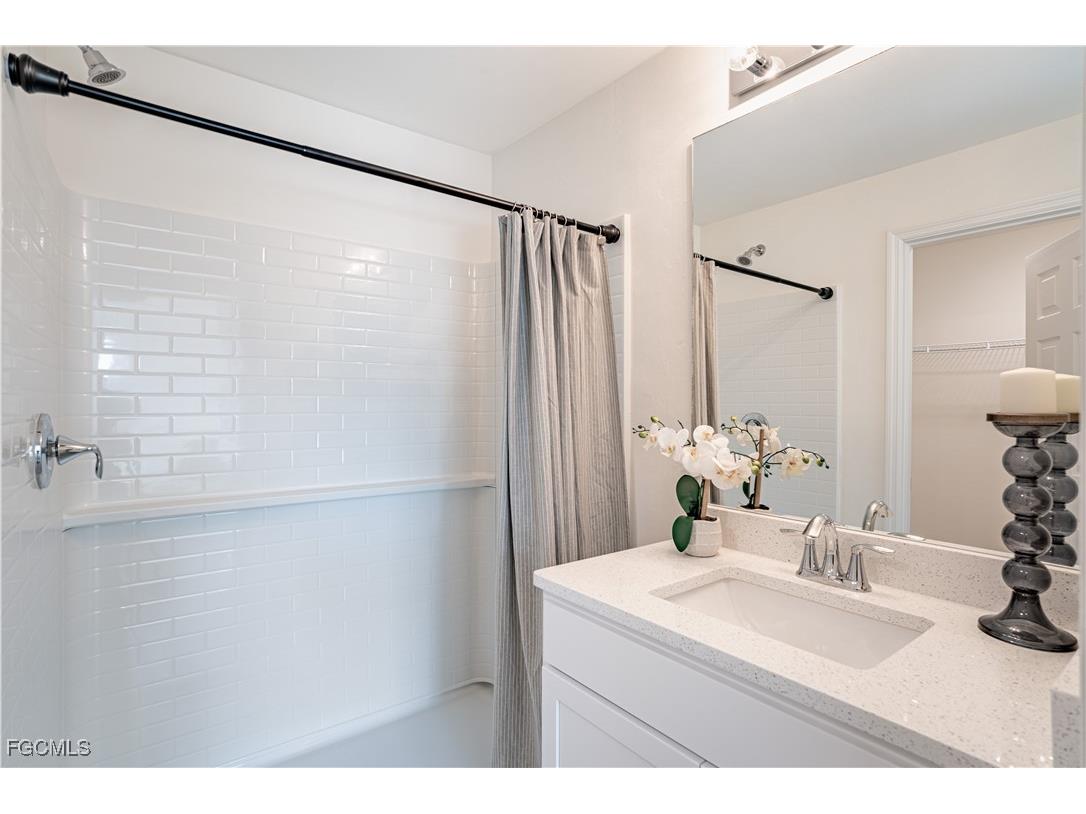 200 NW 24th Terrace Cape Coral FL 33993 2025023581 image6