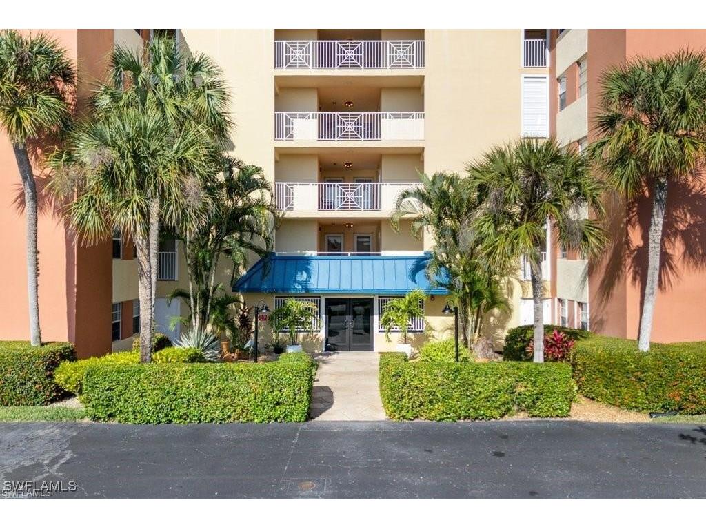 200 Pebble Beach Boulevard #D-402 Naples FL 34113 225070113 image1