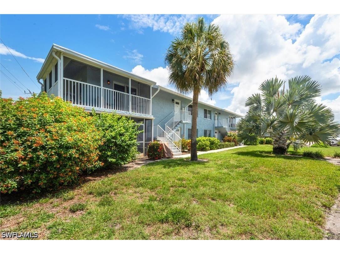 200 Palm Drive #4 Naples FL 34112 226022254 image1