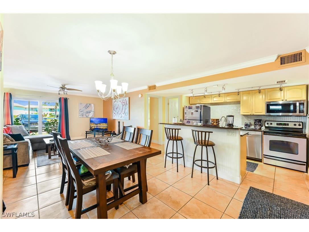 200 Palm Drive #7 R Naples FL 34112 226009028 image3