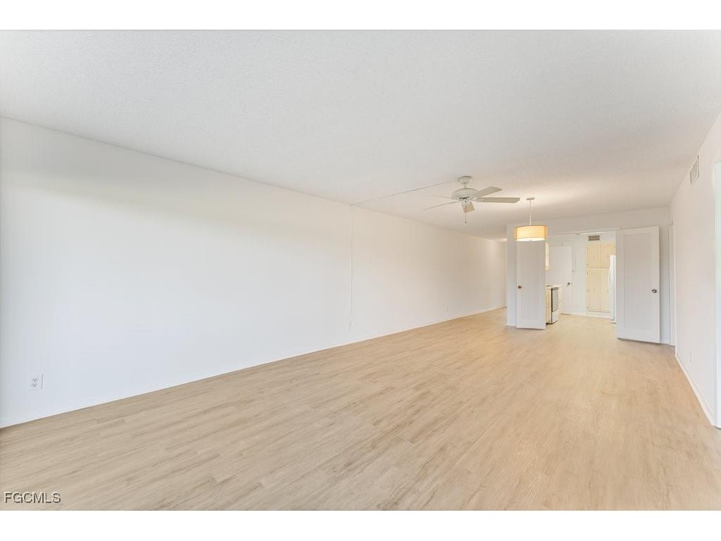 200 Pebble Beach Boulevard #D103 Naples FL 34113 2025020612 image7