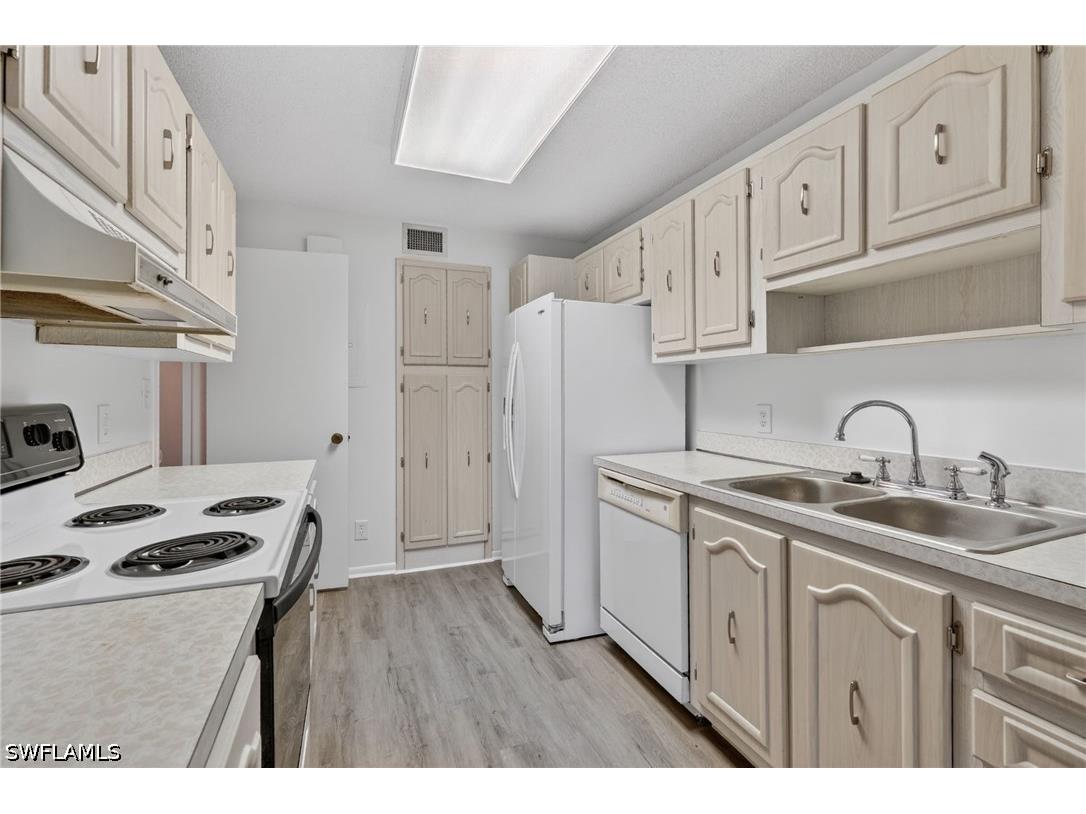 200 Pebble Beach Boulevard #D103 Naples FL 34113 226015770 image11