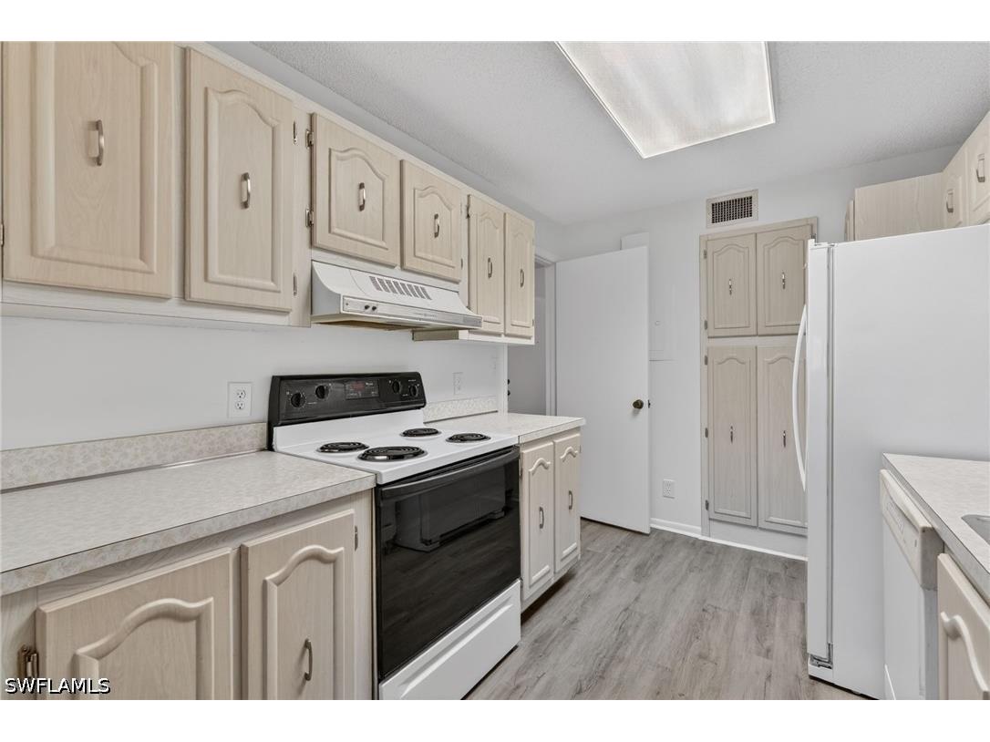 200 Pebble Beach Boulevard #D103 Naples FL 34113 226015770 image12