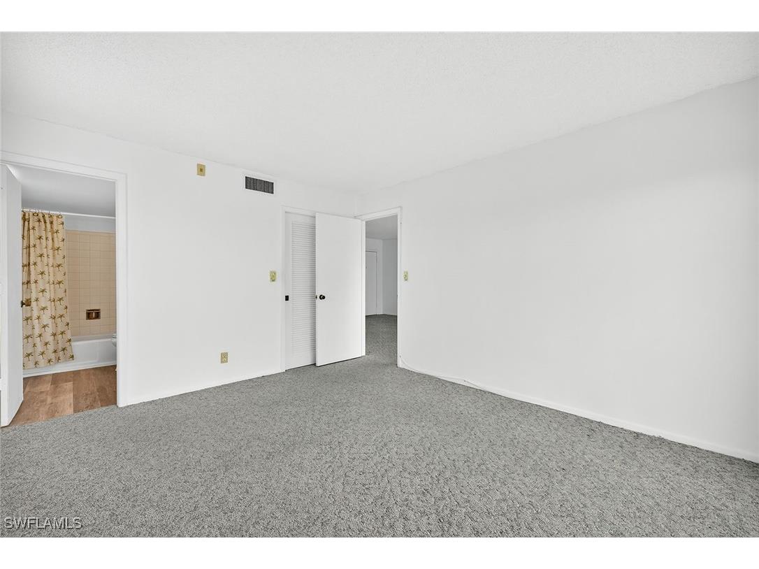 200 Pebble Beach Boulevard #D406 Naples FL 34113 225078290 image10