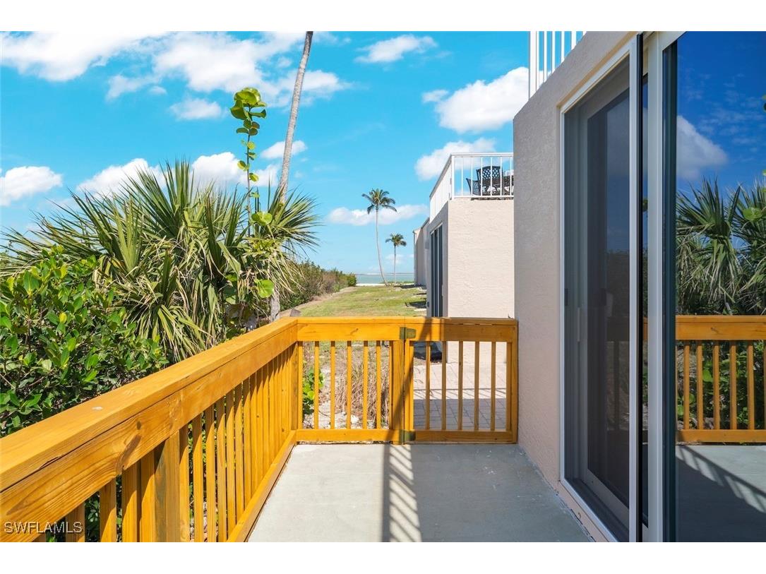 200 Periwinkle Way #132 Sanibel FL 33957 225026946 image6