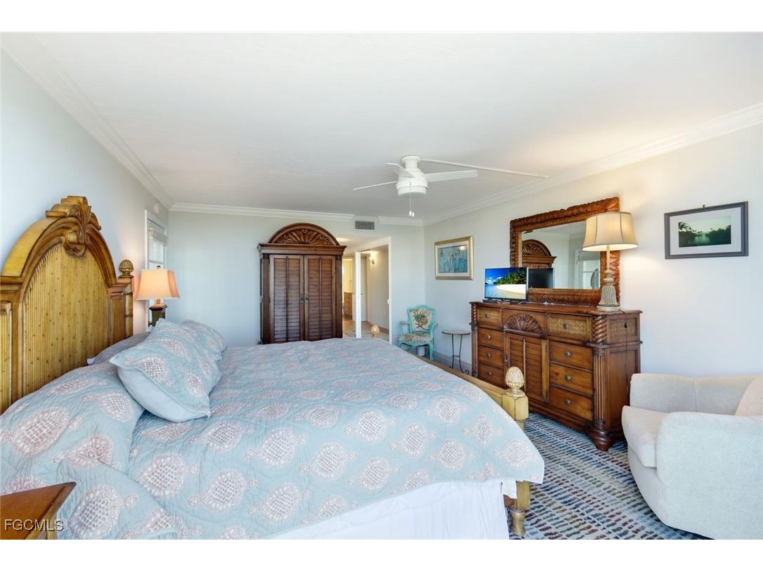 200 Periwinkle Way #214 Sanibel FL 33957 2025022068 image23