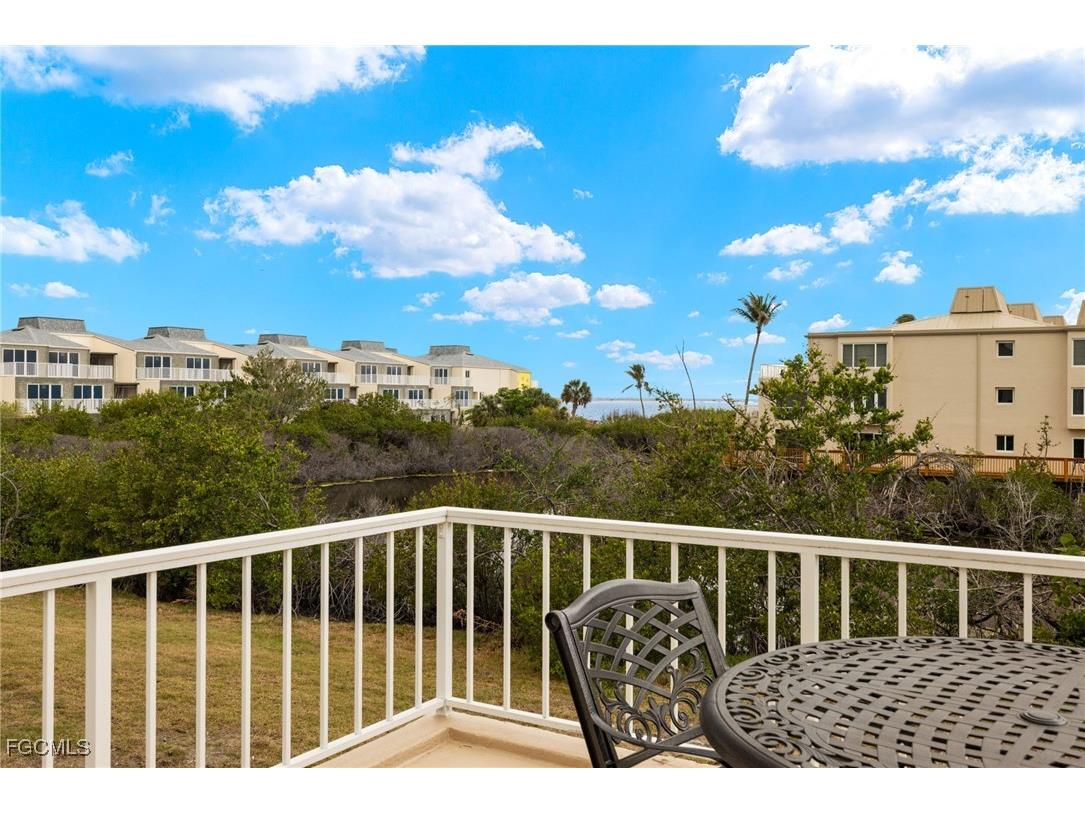 200 Periwinkle Way #216 Sanibel FL 33957 2025024917 image17