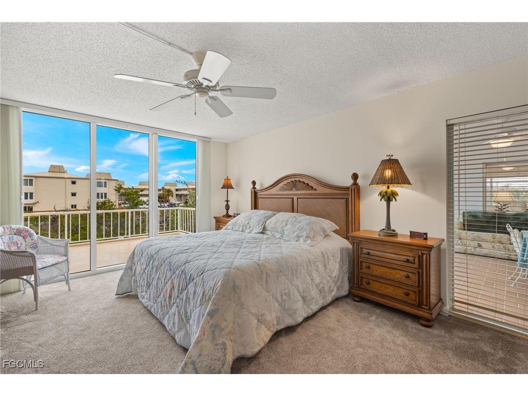 200 Periwinkle Way #216 Sanibel FL 33957 2025024917 image23