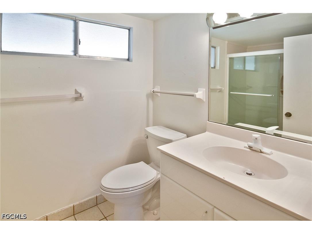 200 Periwinkle Way #225 Sanibel FL 33957 2026015724 image13