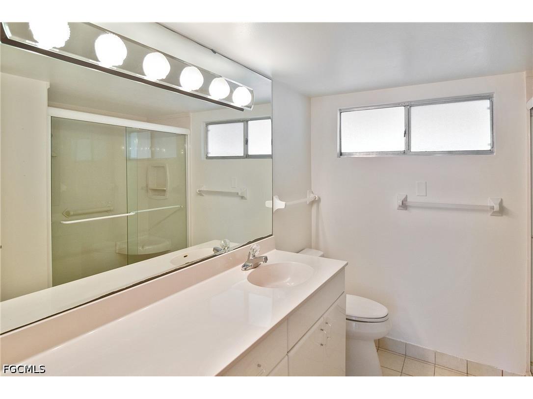 200 Periwinkle Way #225 Sanibel FL 33957 2026015724 image23