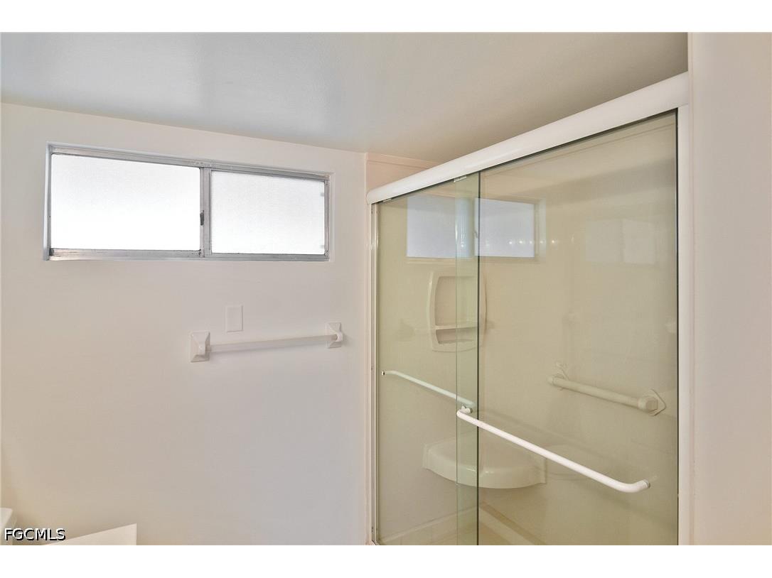 200 Periwinkle Way #225 Sanibel FL 33957 2026015724 image24