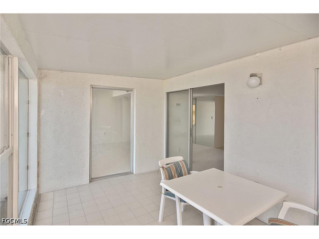 200 Periwinkle Way #225 Sanibel FL 33957 2026015724 image36