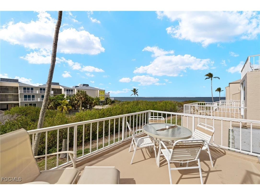 200 Periwinkle Way #231 Sanibel FL 33957 2025017246 image16