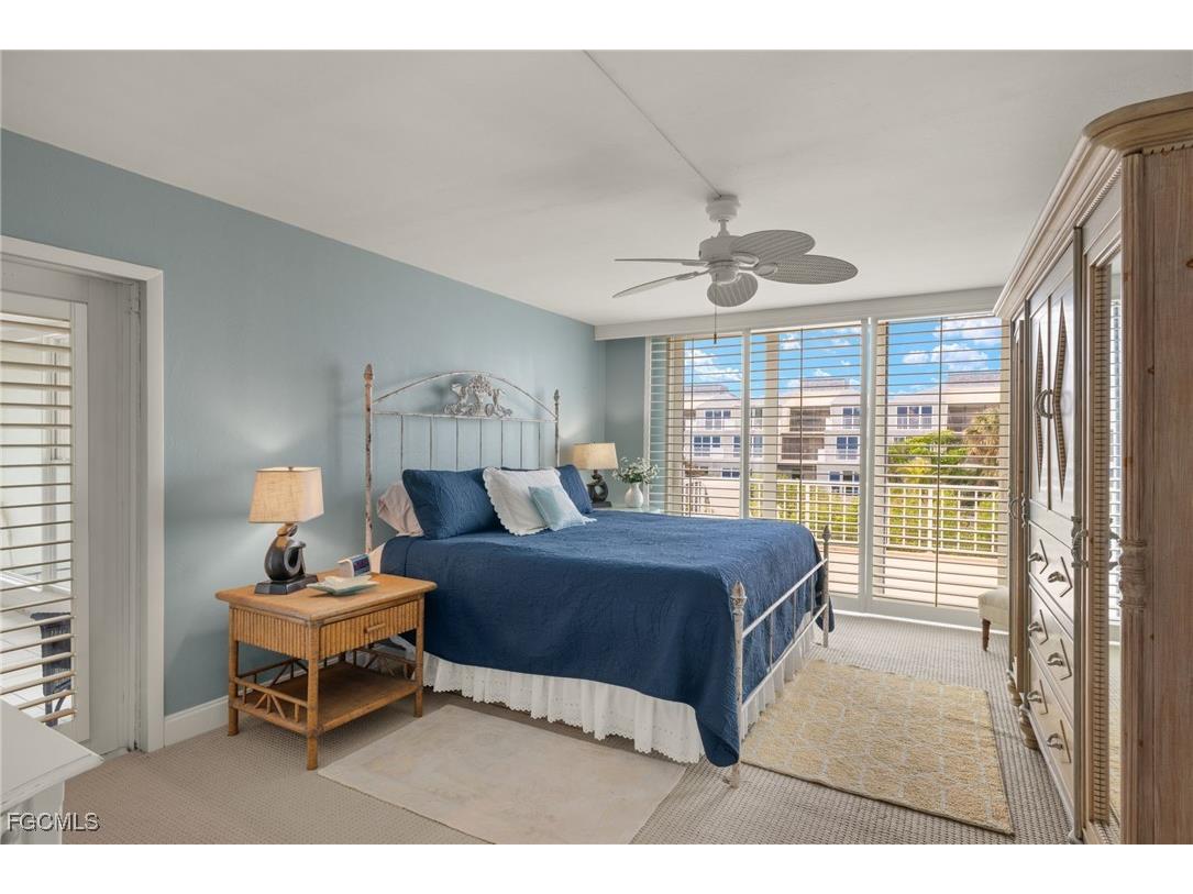 200 Periwinkle Way #231 Sanibel FL 33957 2025017246 image19
