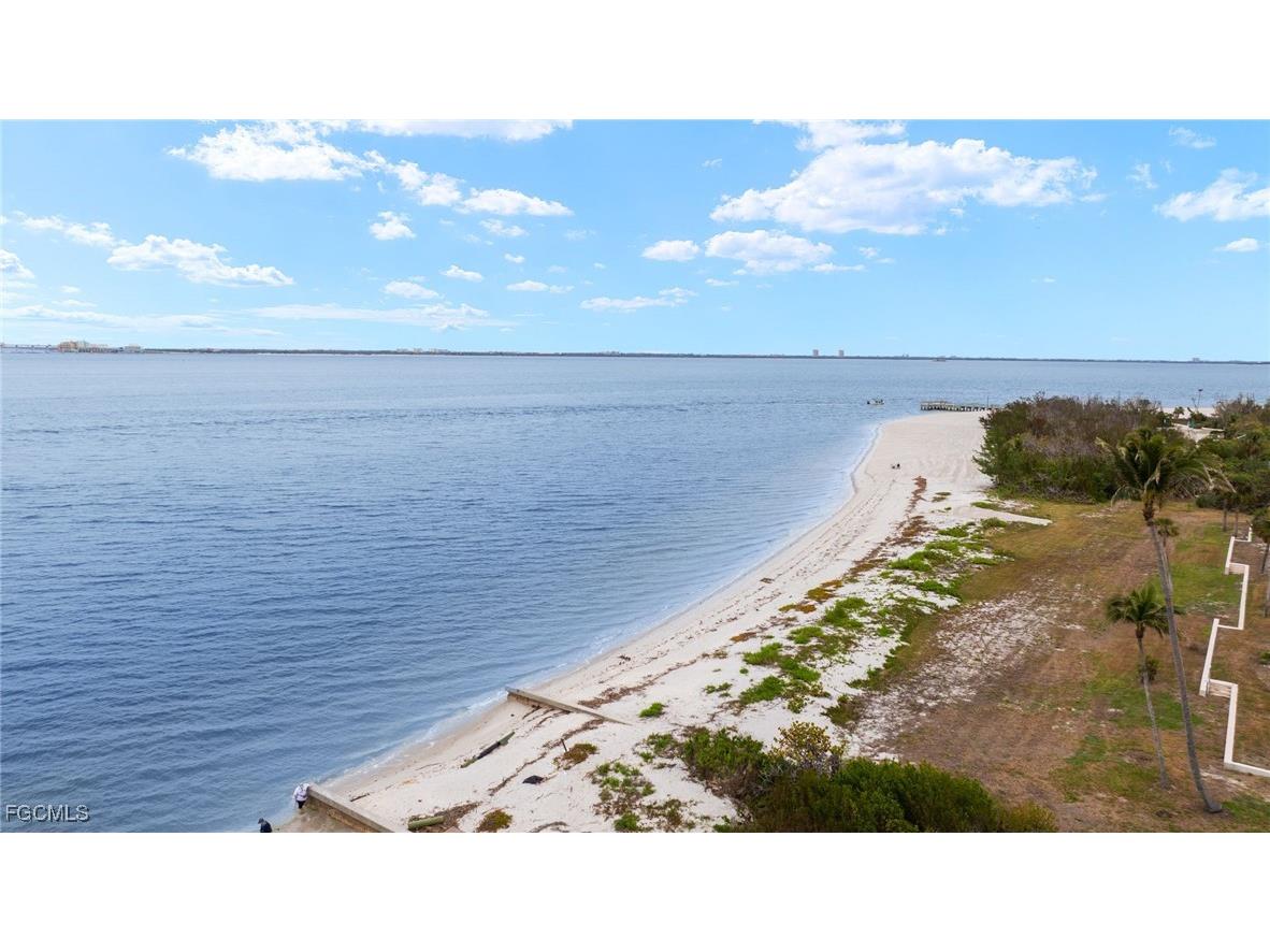 200 Periwinkle Way #231 Sanibel FL 33957 2025017246 image22