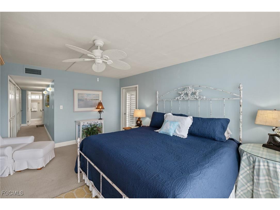 200 Periwinkle Way #231 Sanibel FL 33957 2025017246 image24