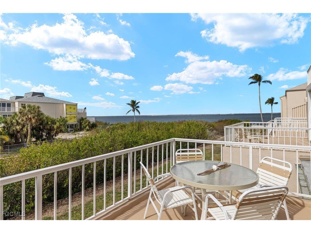200 Periwinkle Way #231 Sanibel FL 33957 2025017246 image3
