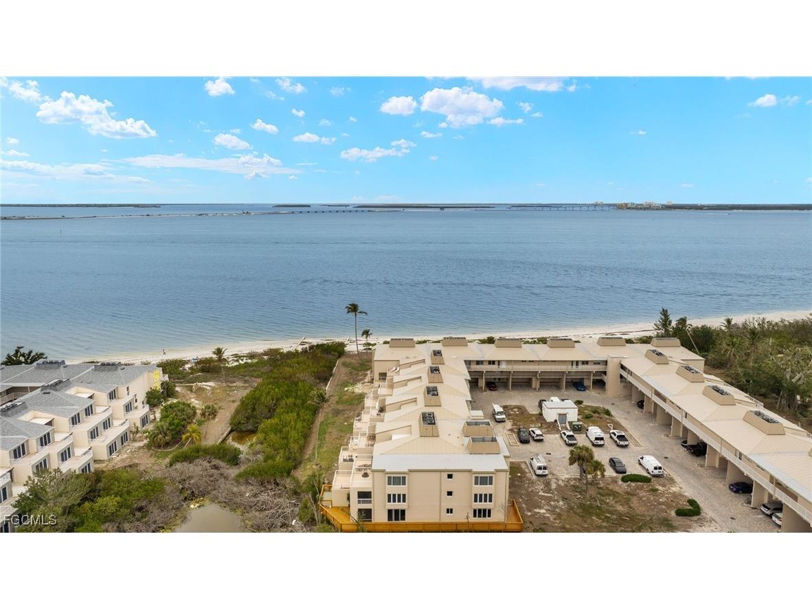 200 Periwinkle Way #231 Sanibel FL 33957 2025017246 image34