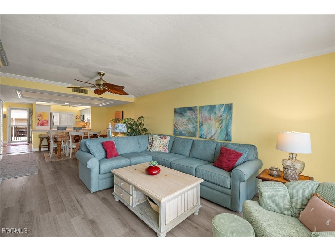 200 Periwinkle Way #231 Sanibel FL 33957 2025017246 image4