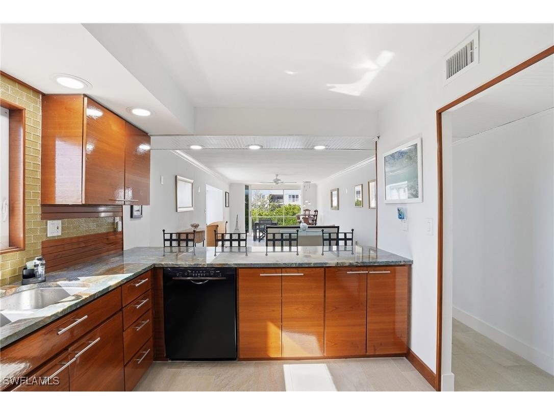 200 Periwinkle Way #233 Sanibel FL 33957 225078455 image16