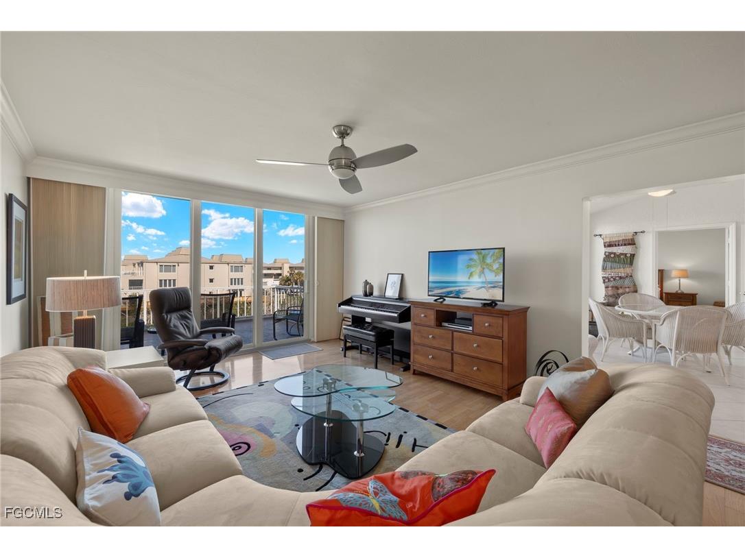 200 Periwinkle Way #315 Sanibel FL 33957 2025018469 image10