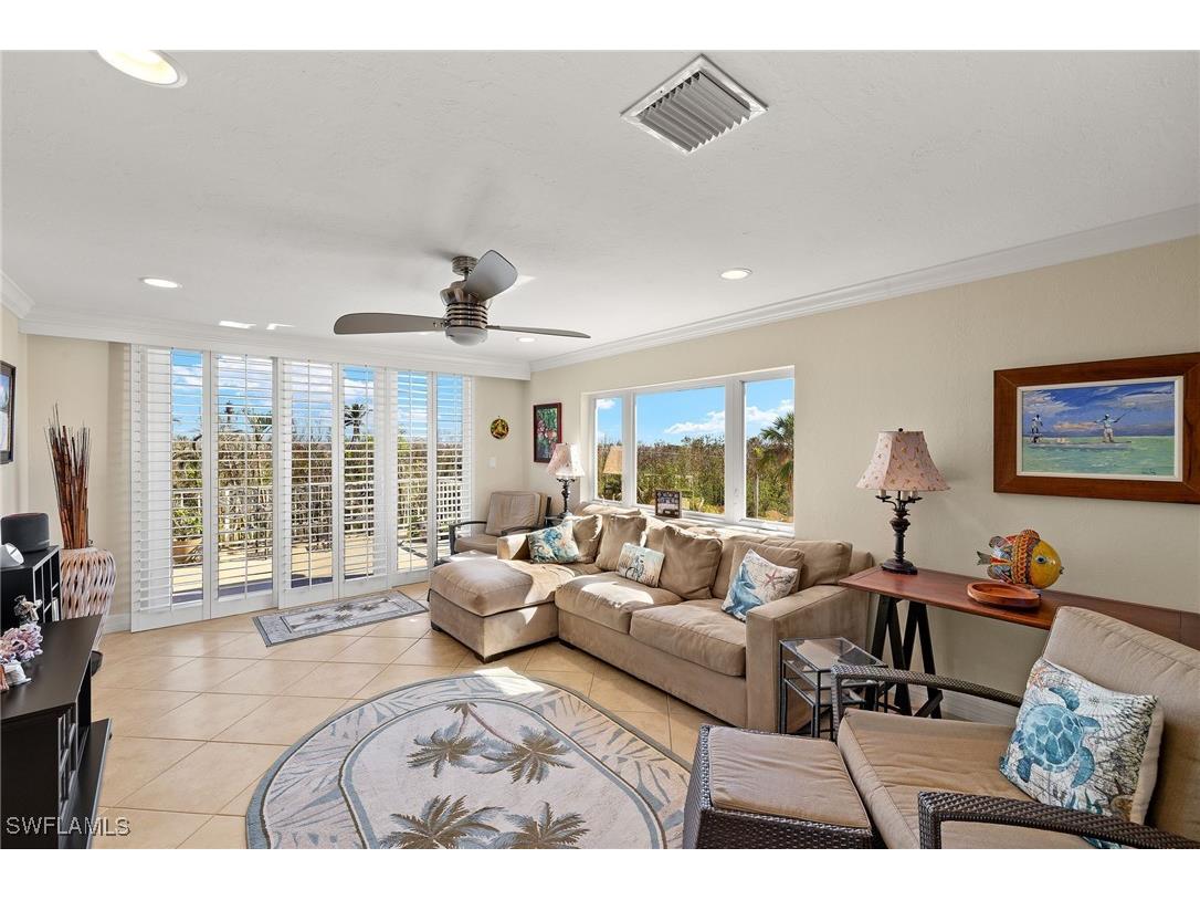 200 Periwinkle Way #317 Sanibel FL 33957 224093614 image1
