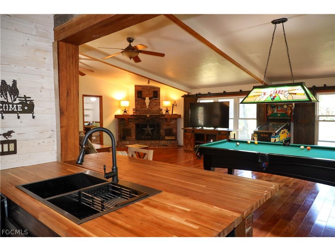 200 Riverview Drive Labelle FL 33935 2026008801 image18