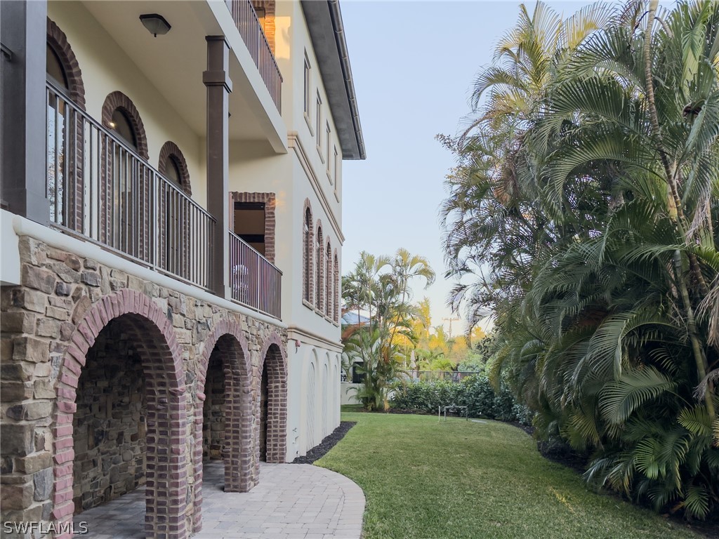 200 S Golf Drive Naples FL 34102 226011149 image48