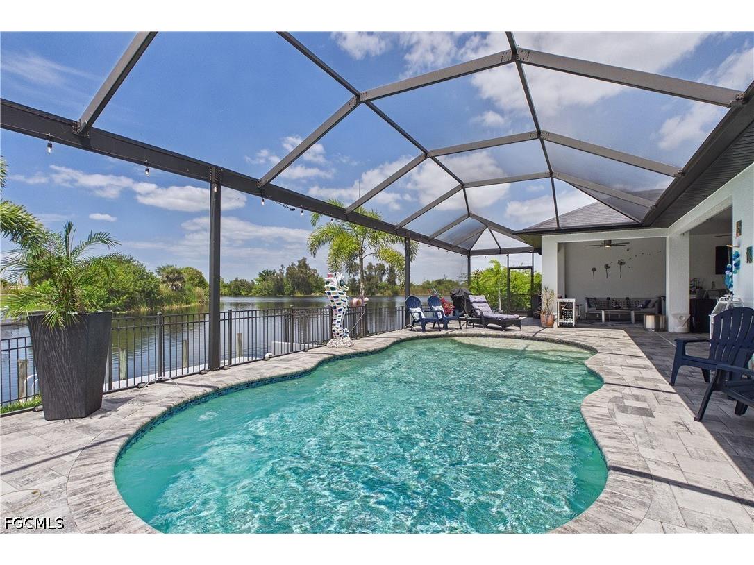 200 SW 30th Avenue Cape Coral FL 33991 2026017666 image1