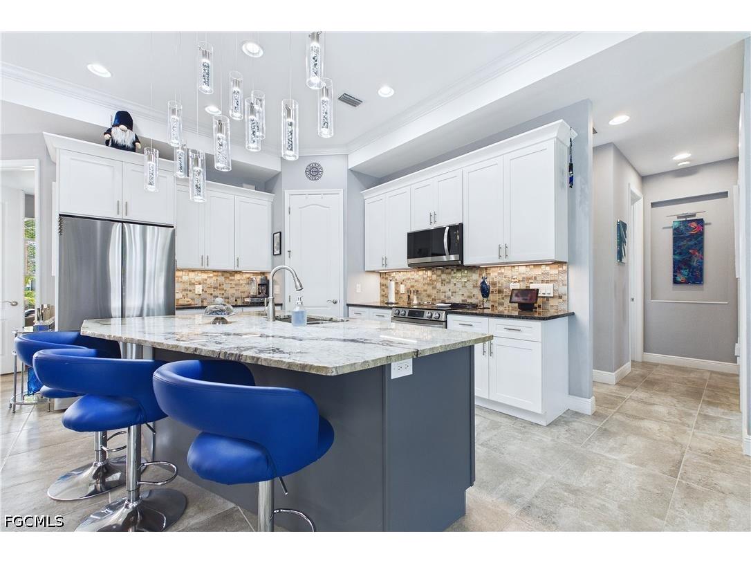 200 SW 30th Avenue Cape Coral FL 33991 2026017666 image11
