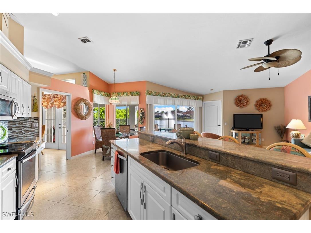 200 Saint James Way Naples FL 34104 225071956 image11