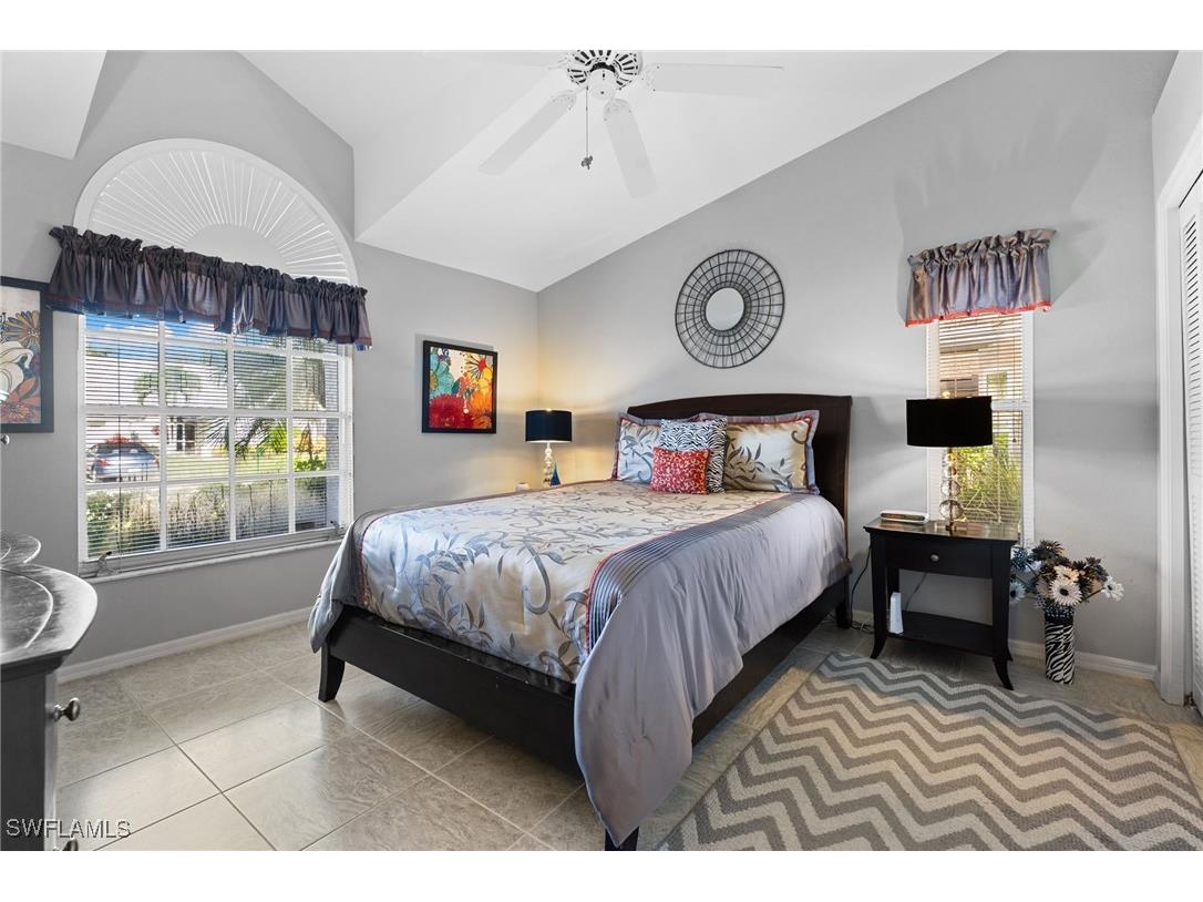 200 Saint James Way Naples FL 34104 225071956 image21