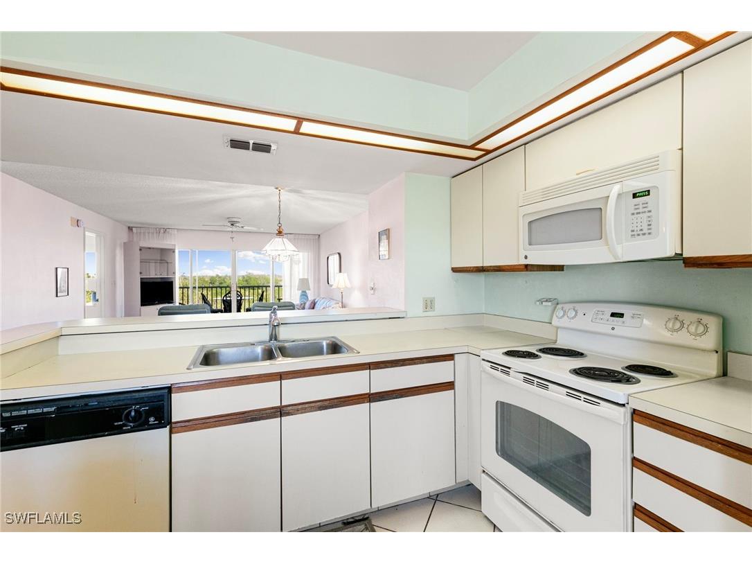 200 Stevens Landing Drive #B303 Marco Island FL 34145 225082014 image11
