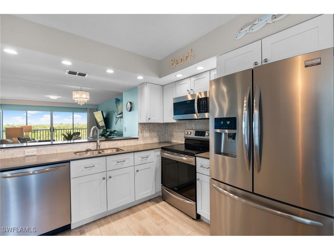 200 Stevens Landing Drive #B305 Marco Island FL 34145 225073311 image17