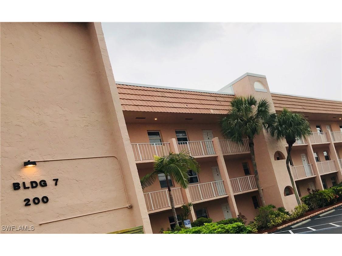 200 Turtle Lake Court #109 Naples FL 34105 225027060 image2