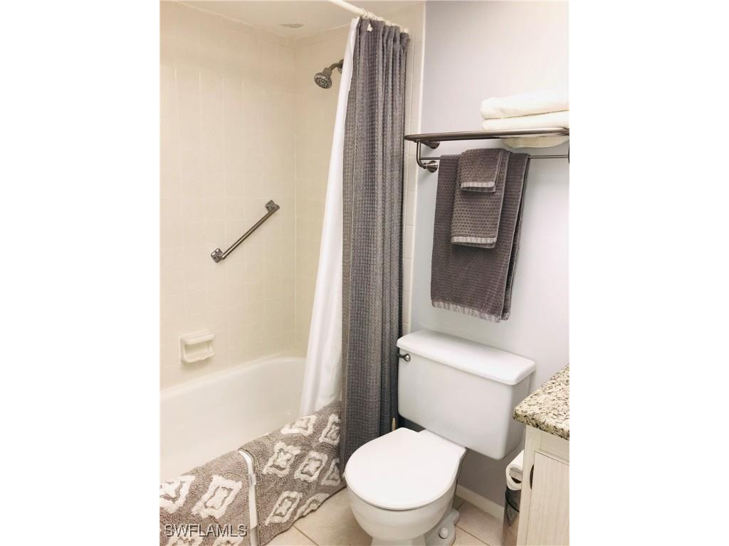 200 Turtle Lake Court #109 Naples FL 34105 225027060 image22