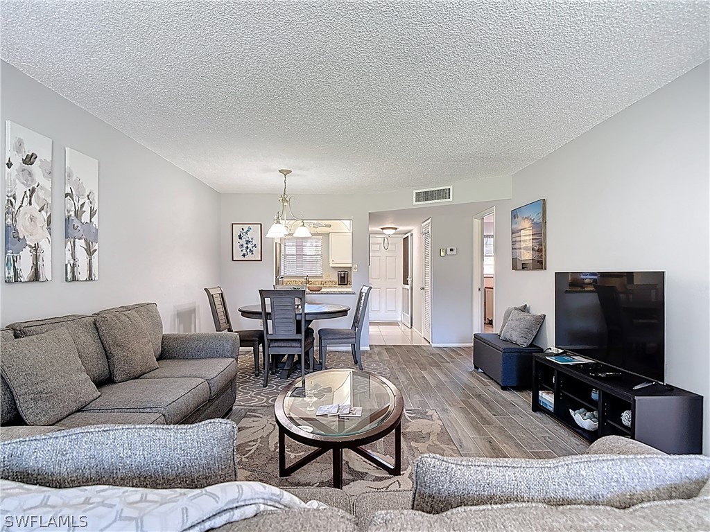 200 Turtle Lake Court #109 Naples FL 34105 226011301 image18