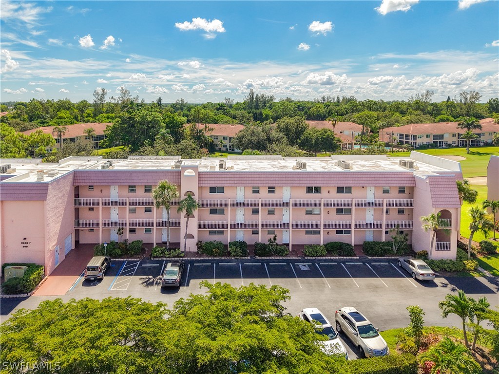 200 Turtle Lake Court #109 Naples FL 34105 226011301 image2