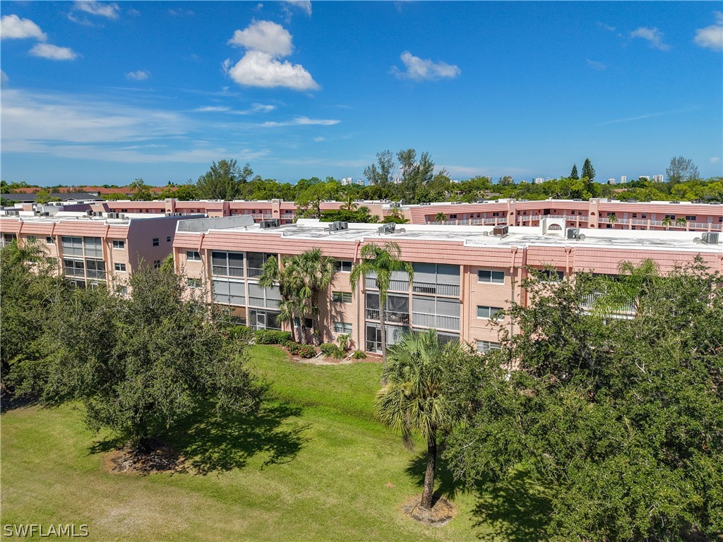 200 Turtle Lake Court #109 Naples FL 34105 226011301 image36