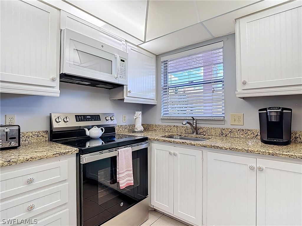 200 Turtle Lake Court #109 Naples FL 34105 226011301 image8