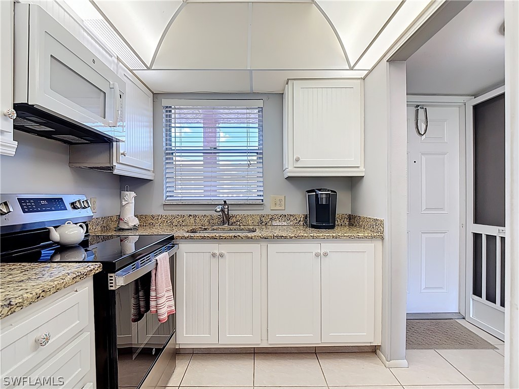 200 Turtle Lake Court #109 Naples FL 34105 226011301 image9