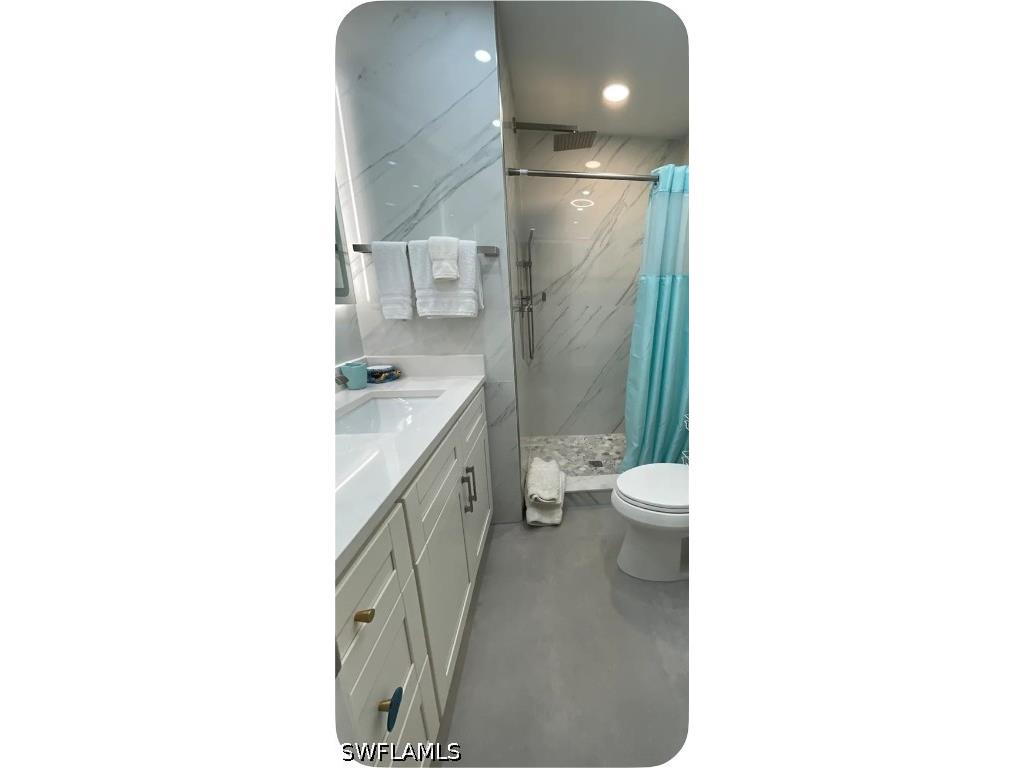 200 Turtle Lake Court #309 Naples FL 34105 226016672 image9