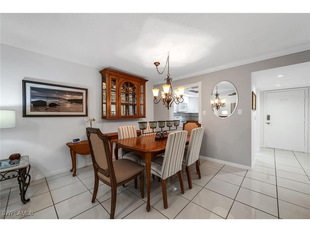 200 Valley Stream Drive #3B Naples FL 34113 226005672 image10