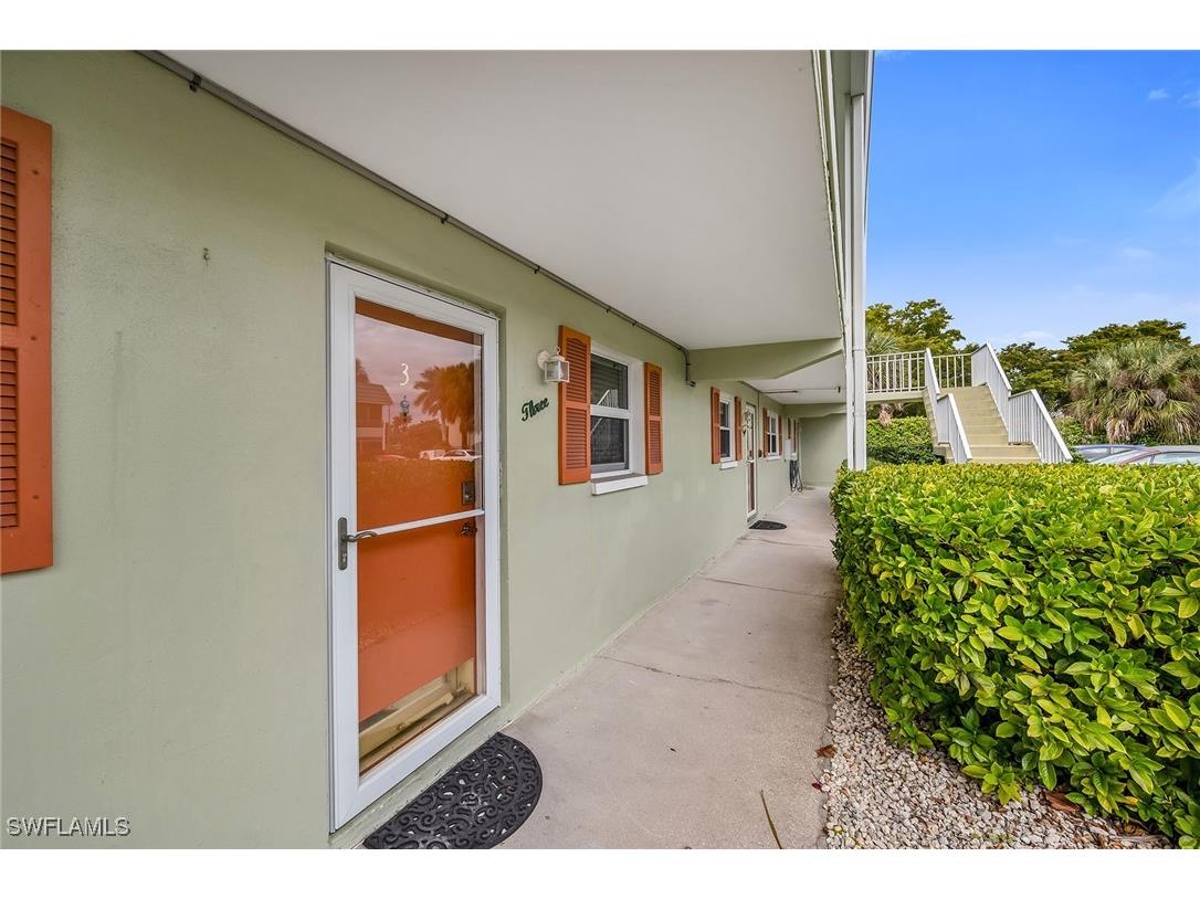 200 Valley Stream Drive #3B Naples FL 34113 226005672 image27