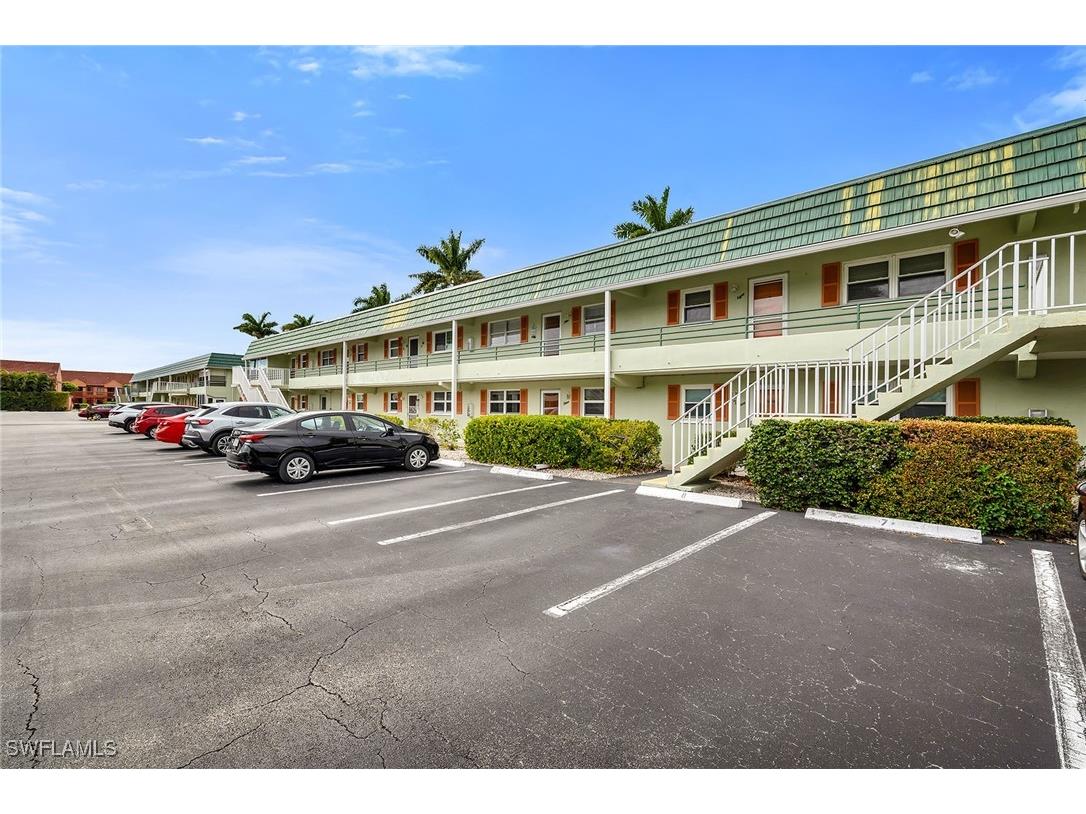200 Valley Stream Drive #3B Naples FL 34113 226005672 image29