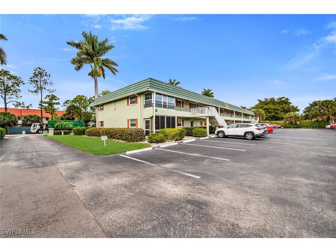 200 Valley Stream Drive #3B Naples FL 34113 226005672 image30
