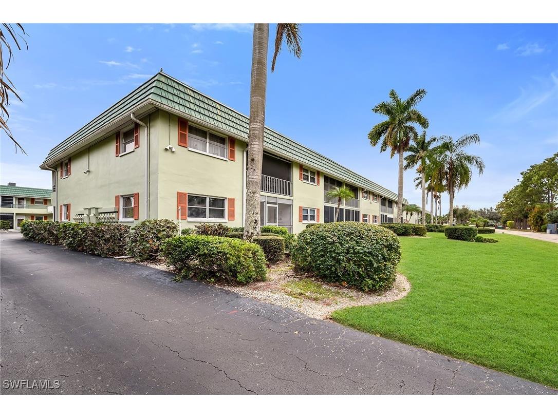 200 Valley Stream Drive #3B Naples FL 34113 226005672 image31
