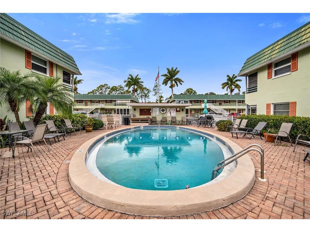 200 Valley Stream Drive #3B Naples FL 34113 226005672 image36