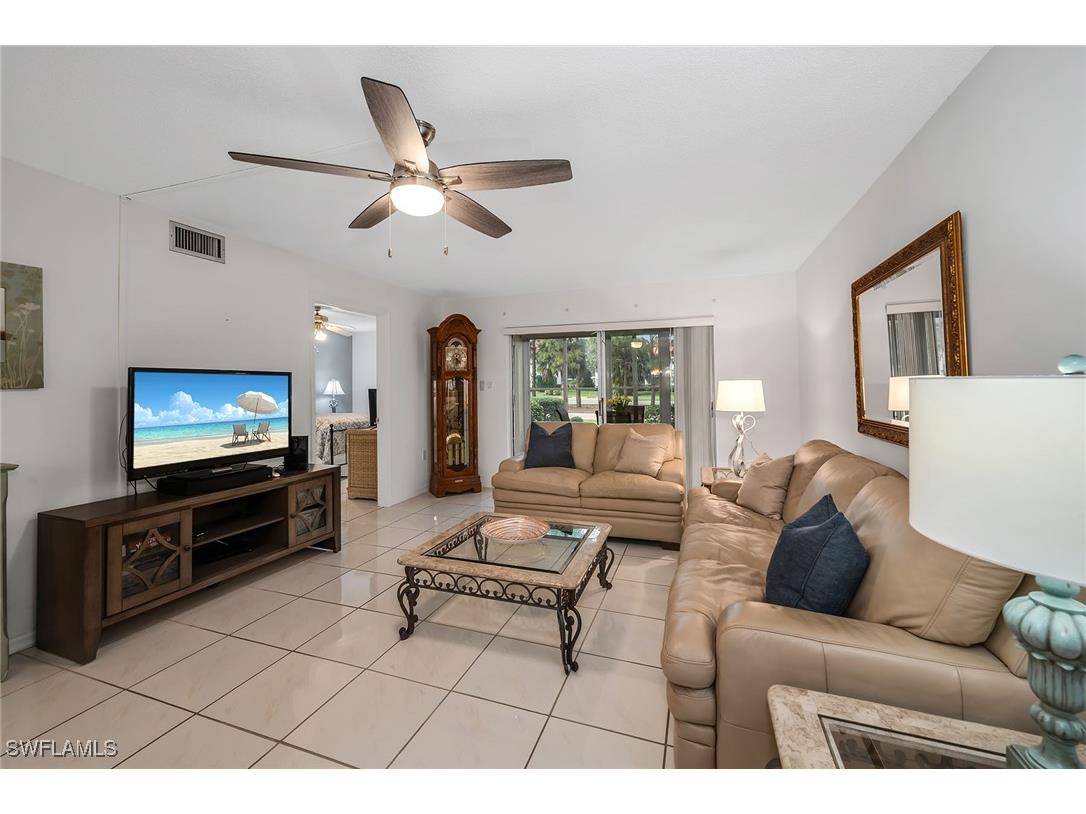 200 Valley Stream Drive #3B Naples FL 34113 226005672 image5